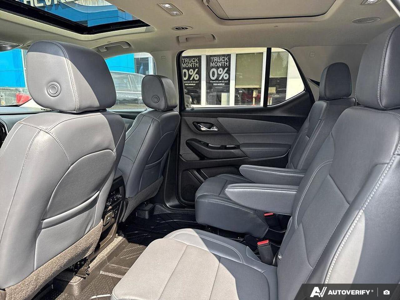2019 Chevrolet Traverse Premier   LEATHER, DUAL SUN ROOF, CERTIFIED. Photo
