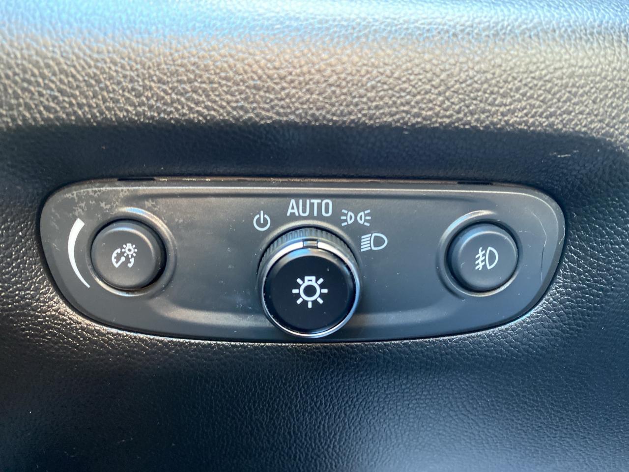 2018 Chevrolet Traverse AWD 4dr LT Cloth w-1LT Photo