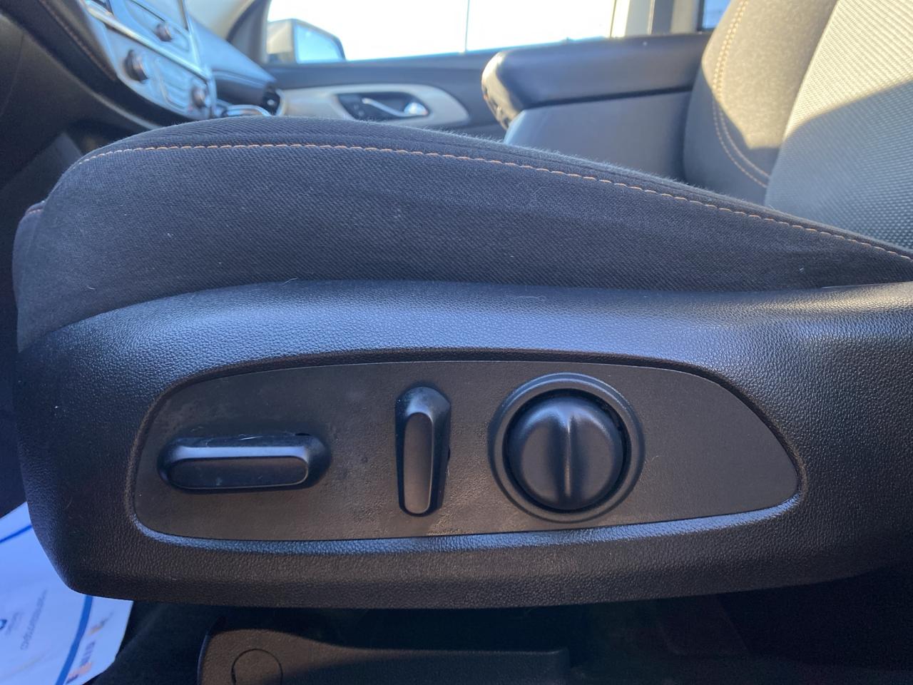 2018 Chevrolet Traverse AWD 4dr LT Cloth w-1LT Photo