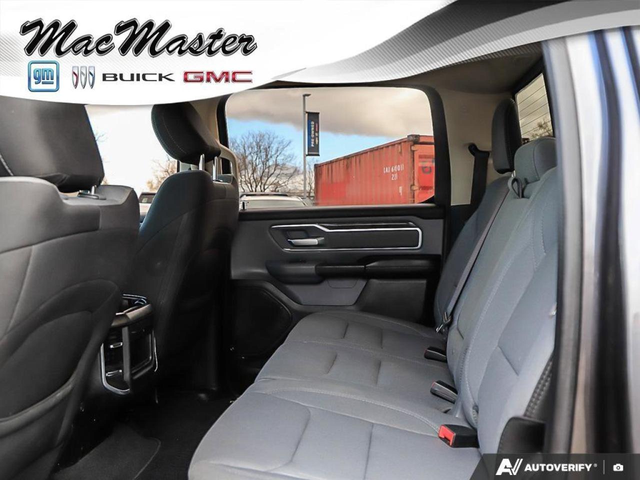 2020 RAM 1500 Big HornBIG HORN, CREW, 4X4, REMOTE START, 1-OWNER Photo