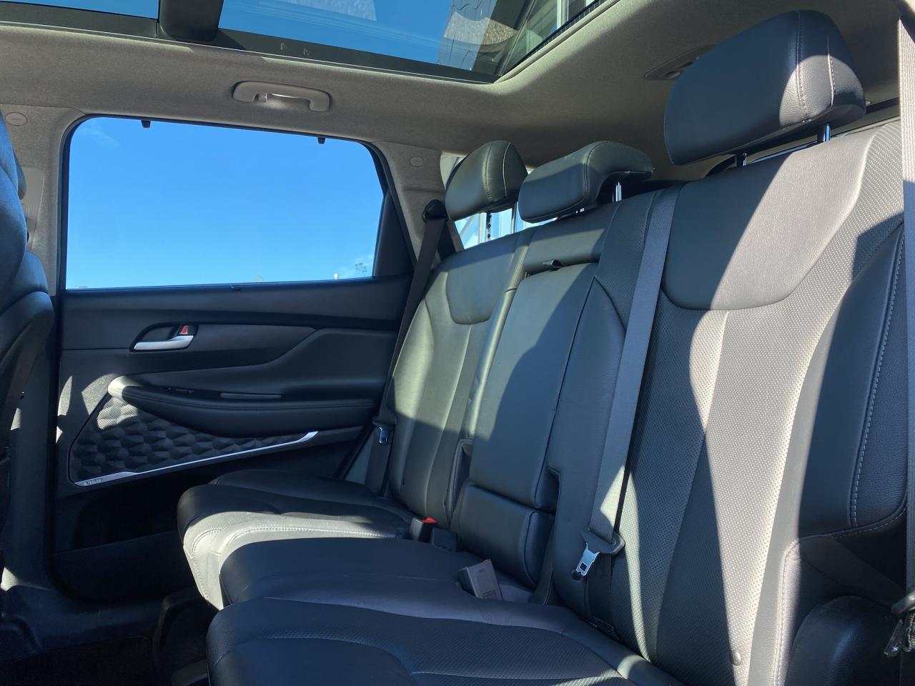 2020 Hyundai Santa Fe 2.0T Ultimate AWD Photo