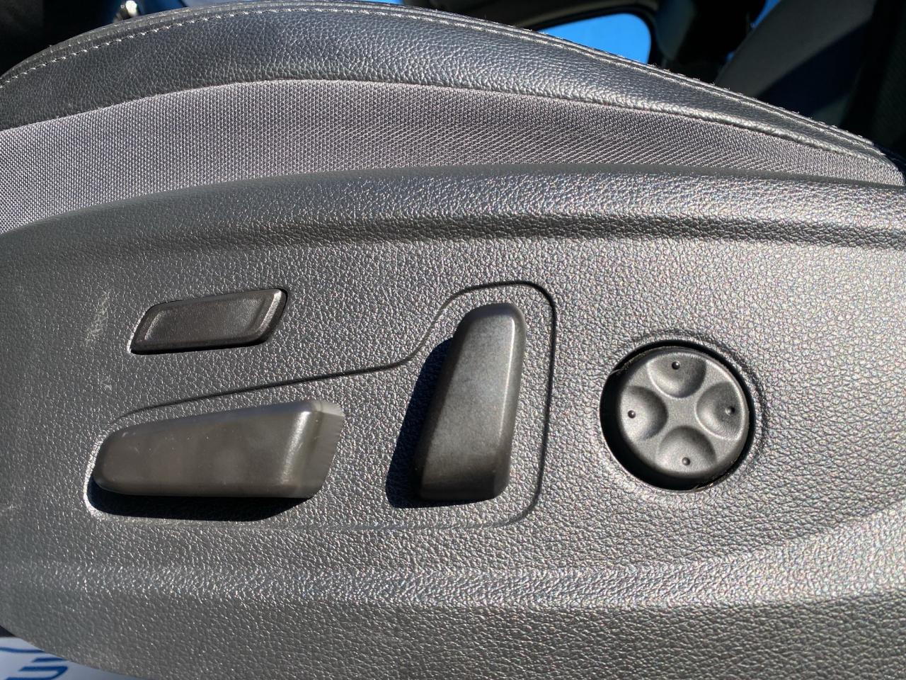 2020 Hyundai Santa Fe 2.0T Ultimate AWD Photo