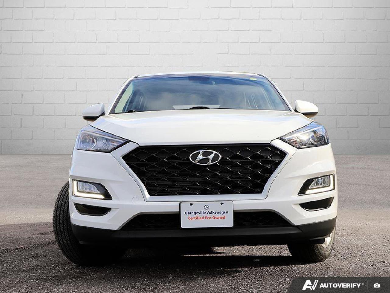 2019 Hyundai Tucson EssentialONE-OWNER, ACCIDENT-FREE, CARPLAY, HTD SE Photo