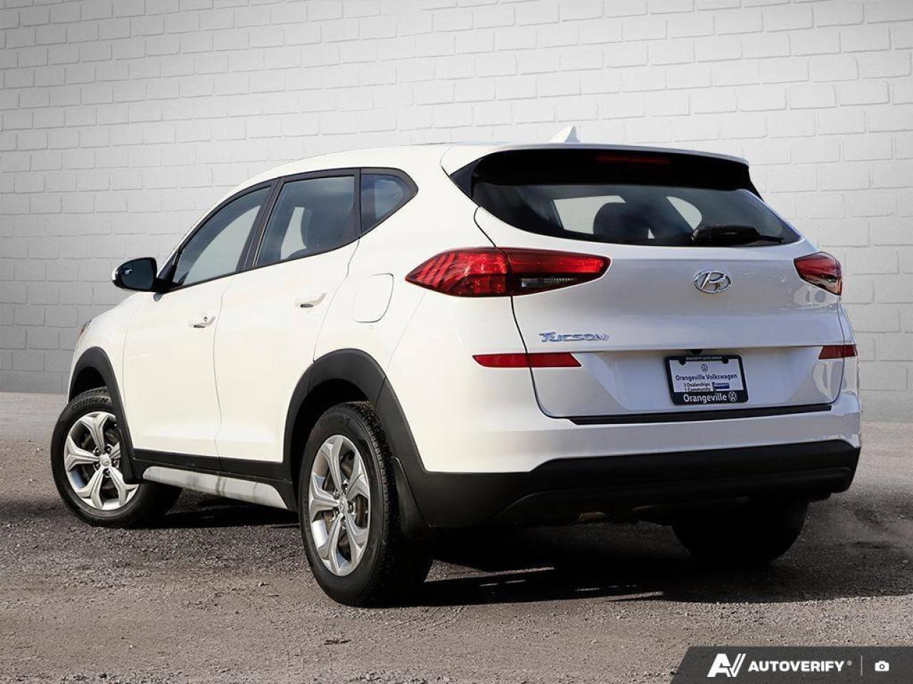 2019 Hyundai Tucson EssentialONE-OWNER, ACCIDENT-FREE, CARPLAY, HTD SE Photo