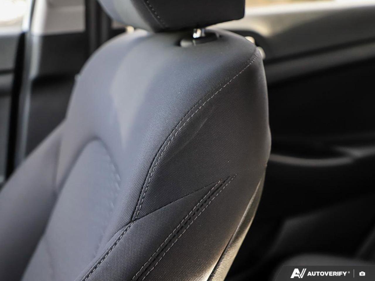 2019 Hyundai Tucson EssentialONE-OWNER, ACCIDENT-FREE, CARPLAY, HTD SE Photo