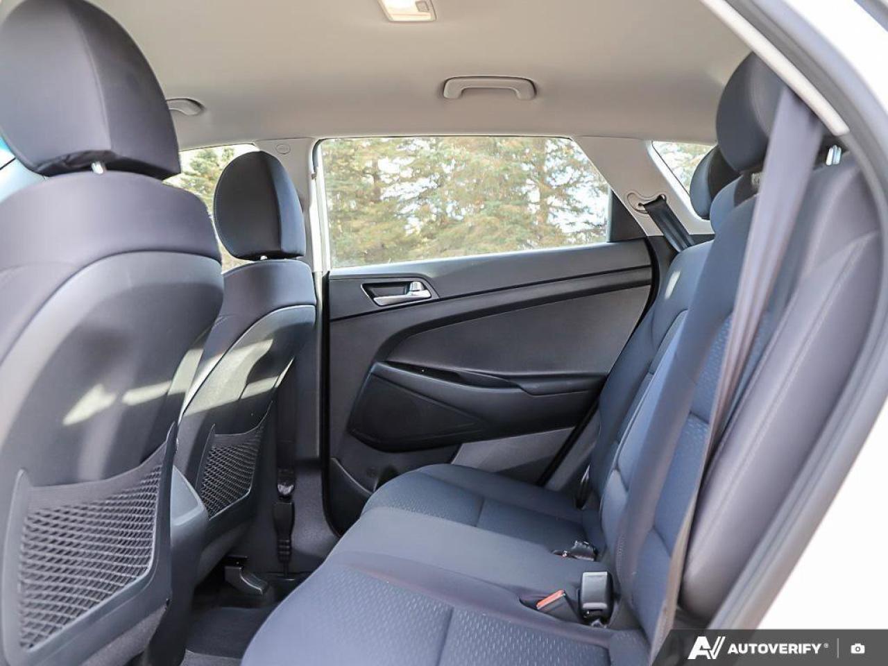 2019 Hyundai Tucson EssentialONE-OWNER, ACCIDENT-FREE, CARPLAY, HTD SE Photo