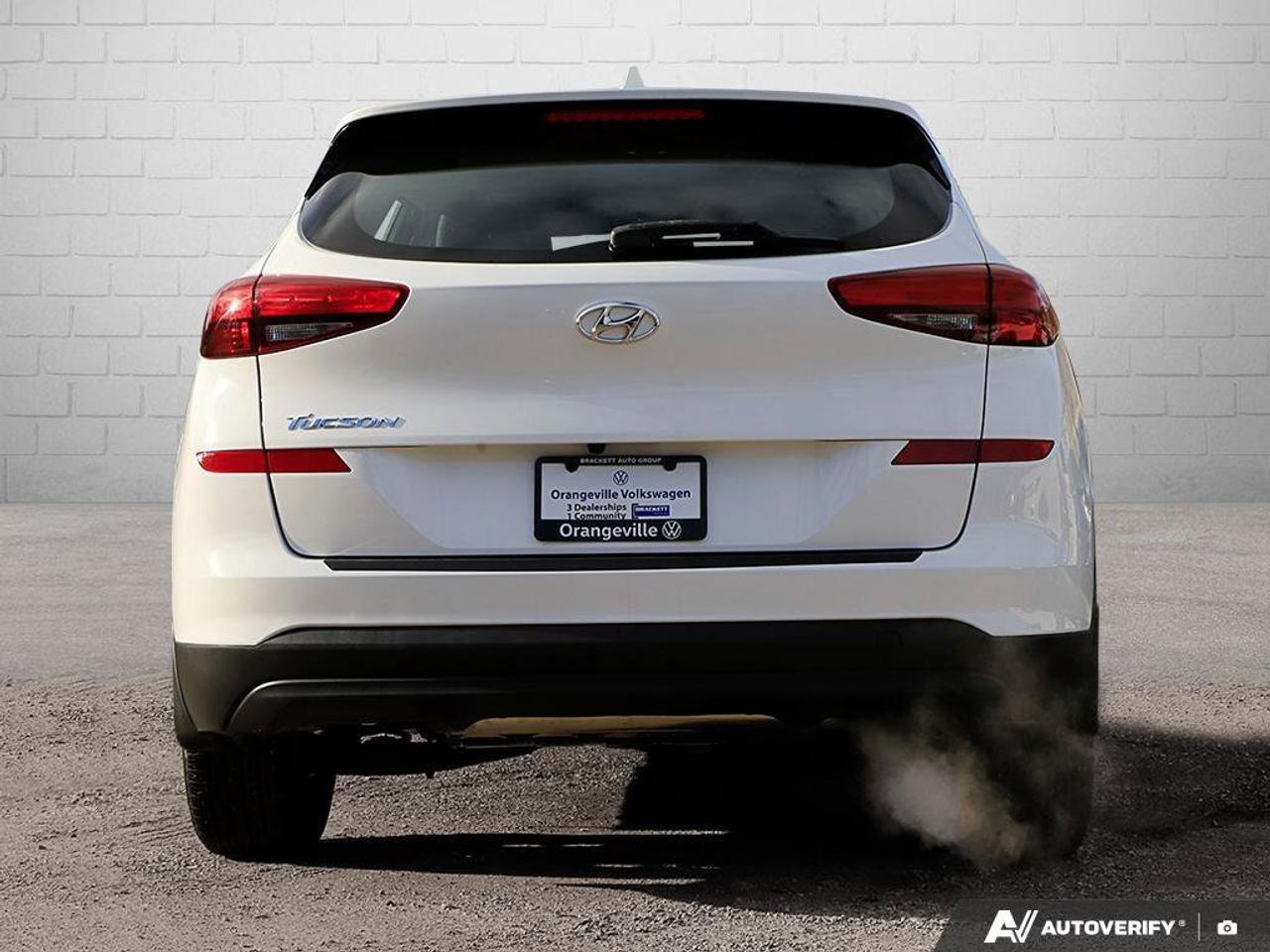 2019 Hyundai Tucson EssentialONE-OWNER, ACCIDENT-FREE, CARPLAY, HTD SE Photo