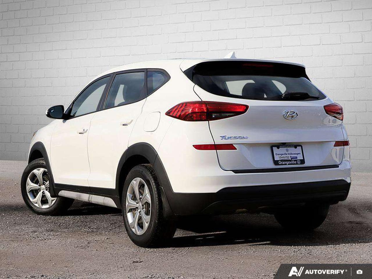2019 Hyundai Tucson EssentialONE-OWNER, ACCIDENT-FREE, CARPLAY, HTD SEATS, FWD Photo