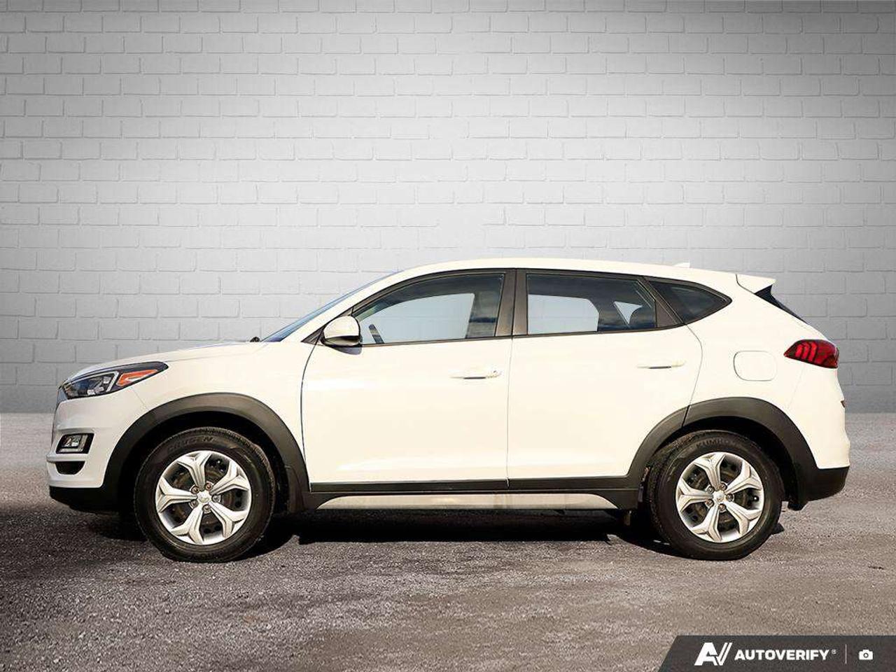 2019 Hyundai Tucson EssentialONE-OWNER, ACCIDENT-FREE, CARPLAY, HTD SEATS, FWD Photo