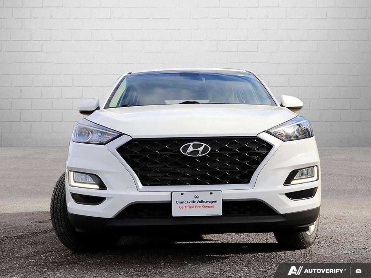 2019 Hyundai Tucson EssentialONE-OWNER, ACCIDENT-FREE, CARPLAY, HTD SEATS, FWD Photo