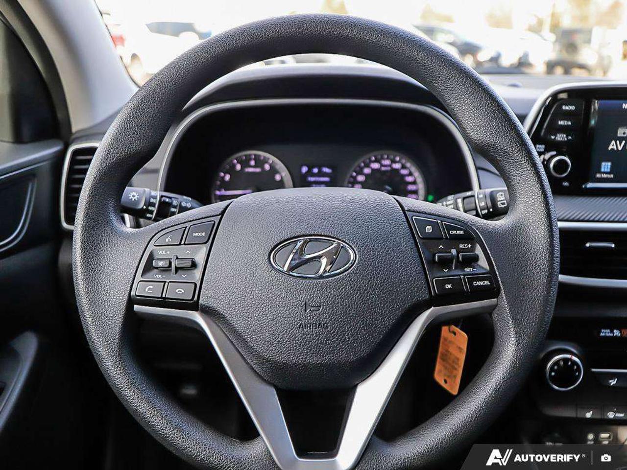 2019 Hyundai Tucson EssentialONE-OWNER, ACCIDENT-FREE, CARPLAY, HTD SEATS, FWD Photo