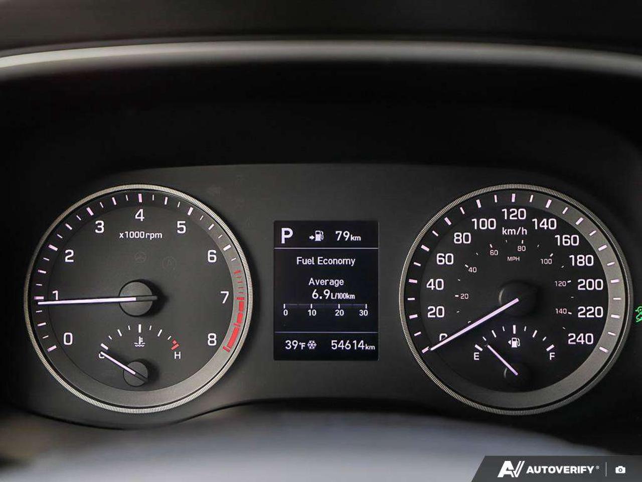 2019 Hyundai Tucson EssentialONE-OWNER, ACCIDENT-FREE, CARPLAY, HTD SEATS, FWD Photo