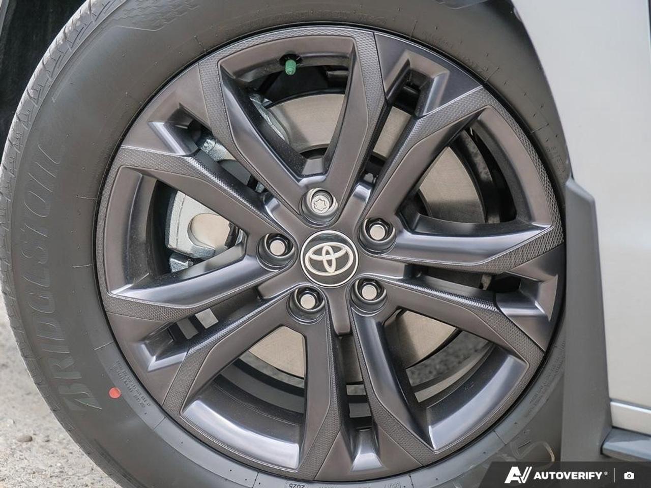 2025 Toyota Sienna Xse 7-Passenger AwdONE-OWNER, ACCIDENT-FREE, HYBRI Photo