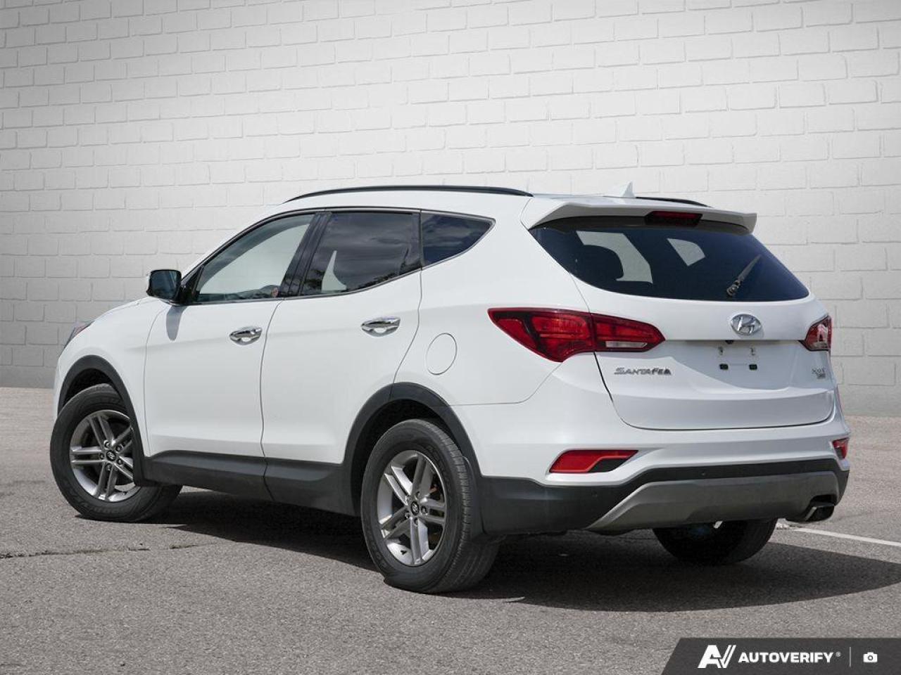 2018 Hyundai Santa Fe Sport LuxuryCERTIFIED AS-TRADED, NAV, BACKUP CAM, SUNROO Photo
