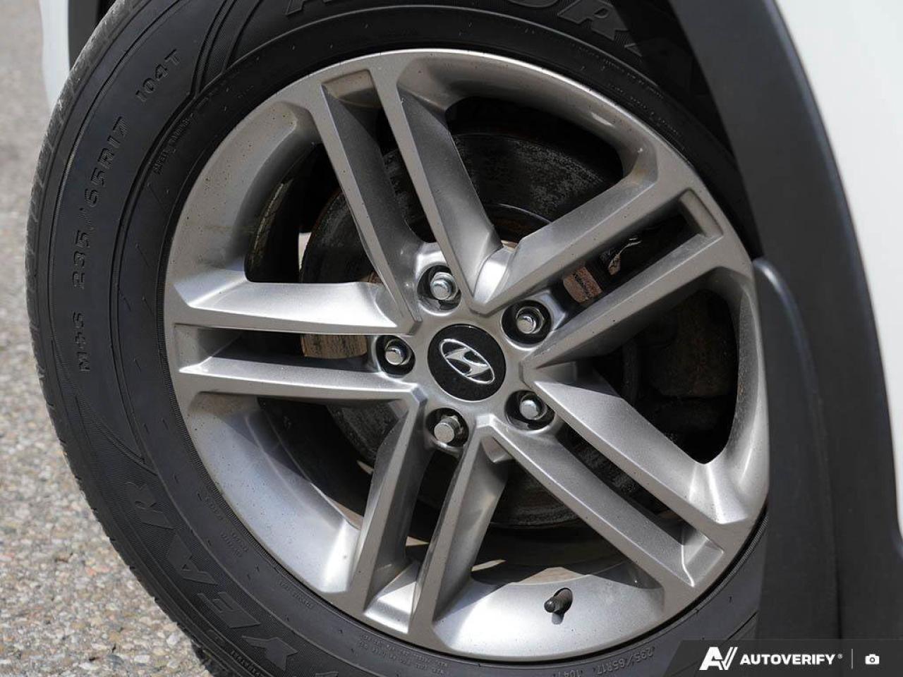 2018 Hyundai Santa Fe Sport LuxuryCERTIFIED AS-TRADED, NAV, BACKUP CAM, SUNROO Photo