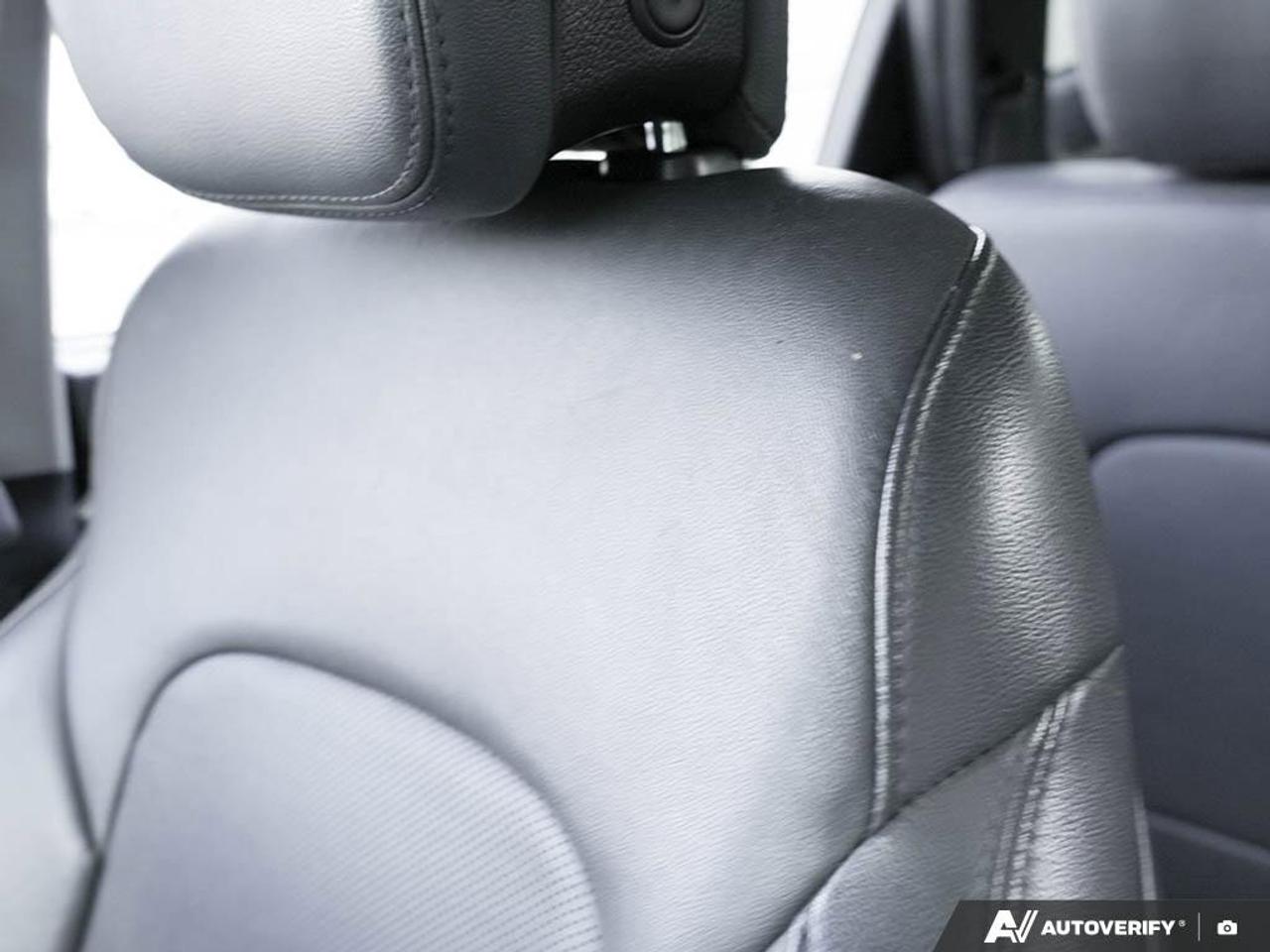 2018 Hyundai Santa Fe Sport LuxuryCERTIFIED AS-TRADED, NAV, BACKUP CAM, SUNROO Photo