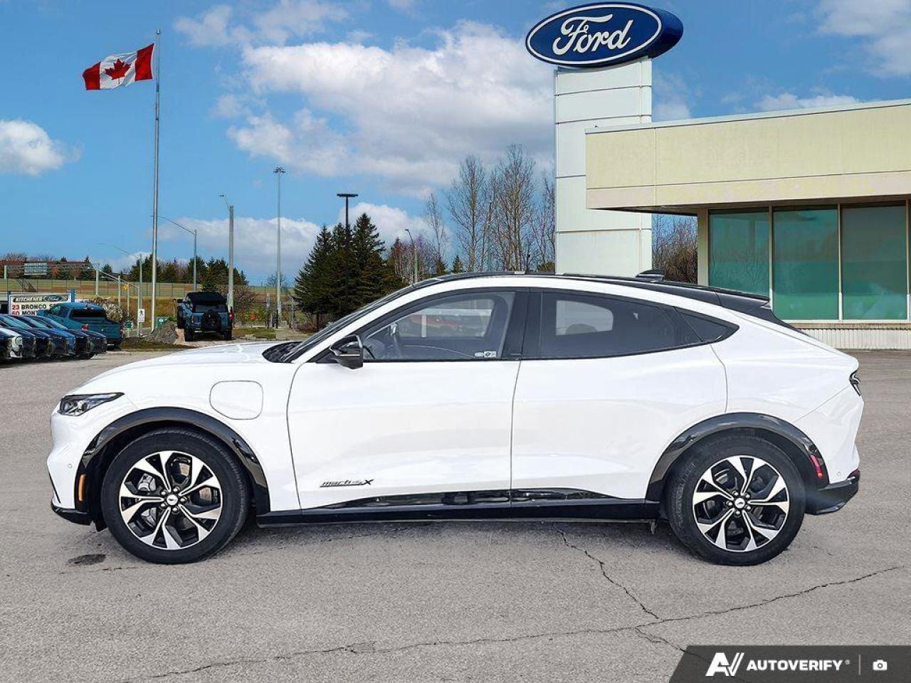 2022 Ford Mustang Mach-E Premium   EXT BATTERY   AWD   GLASS ROOF EXT BATTE Photo3