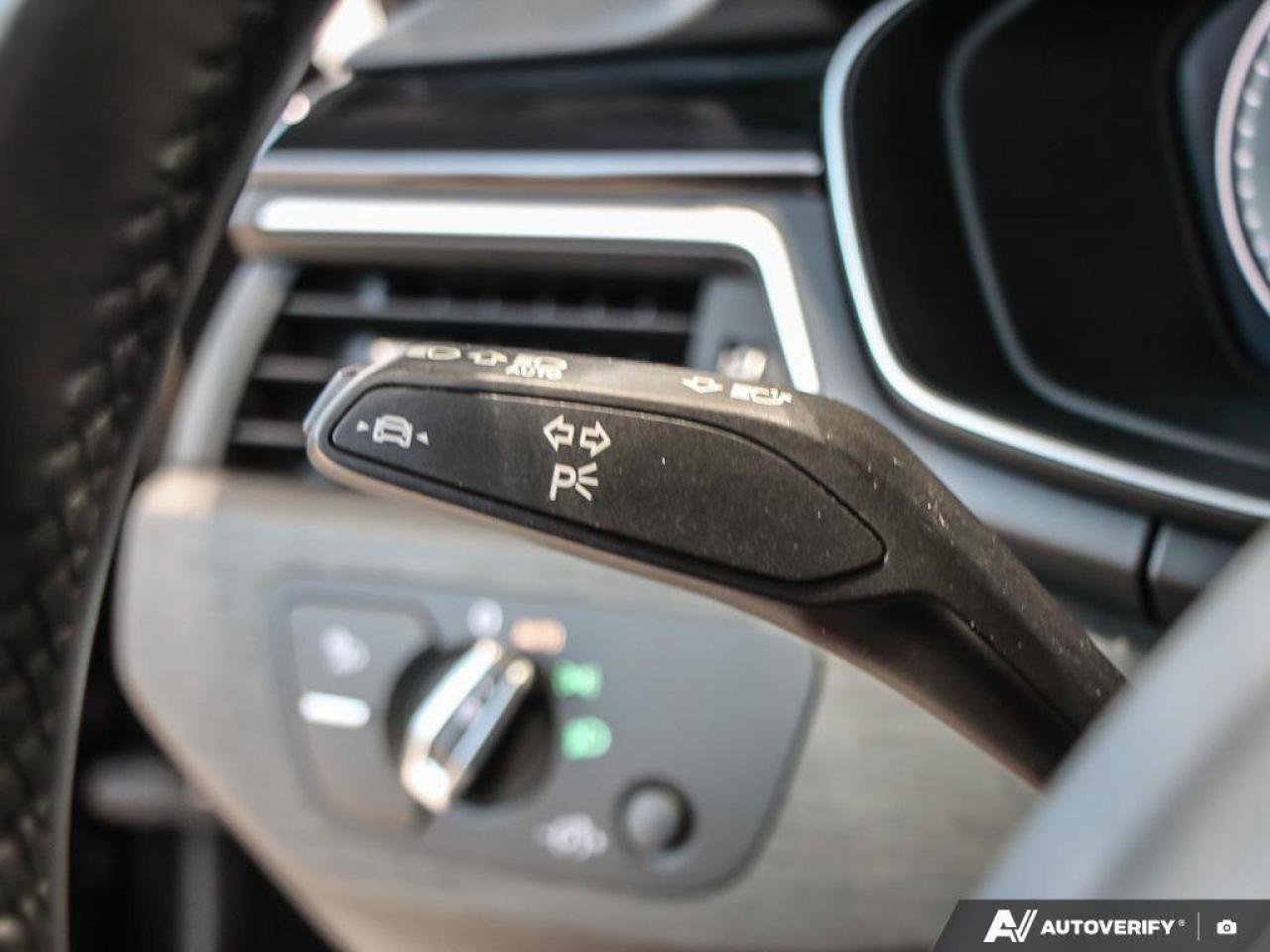 2022 Audi A5 Sportback TechnikACCIDENT-FREE, TWO SETS OF TIRES, AWD, SUNR Photo