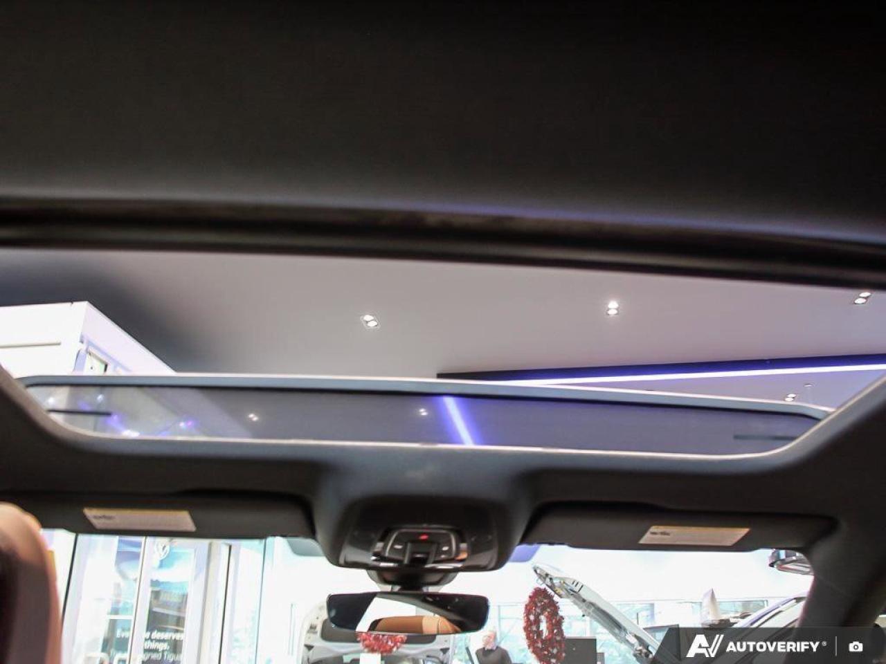 2022 Audi A5 Sportback TechnikACCIDENT-FREE, TWO SETS OF TIRES, AWD, SUNR Photo