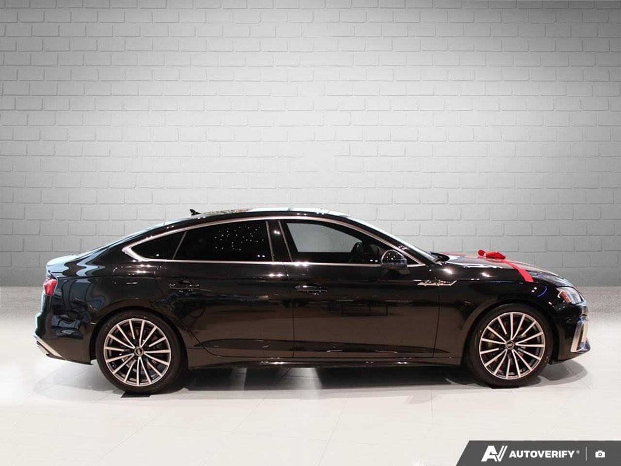 2022 Audi A5 Sportback TechnikACCIDENT-FREE, TWO SETS OF TIRES, AWD, SUNR Photo2