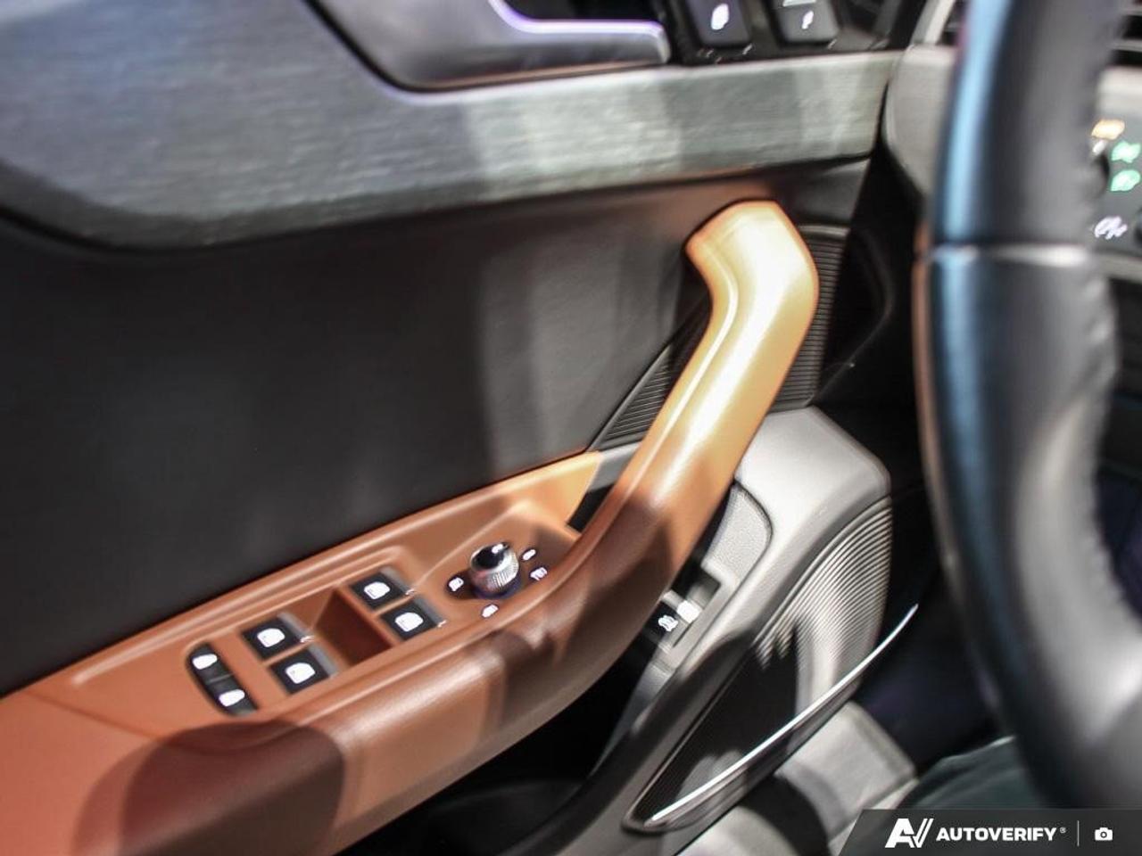 2022 Audi A5 Sportback TechnikACCIDENT-FREE, TWO SETS OF TIRES, AWD, SUNR Photo