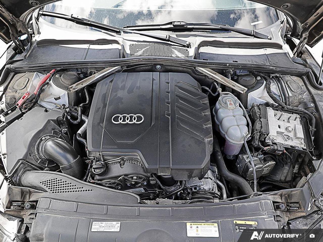 2022 Audi A5 Sportback TechnikACCIDENT-FREE, TWO SETS OF TIRES, AWD, SUNR Photo