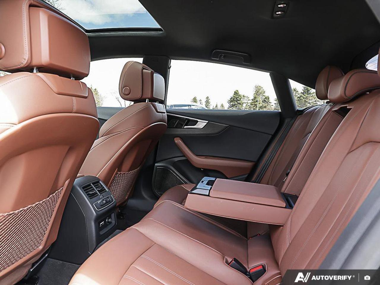2022 Audi A5 Sportback TechnikACCIDENT-FREE, TWO SETS OF TIRES, AWD, SUNR Photo