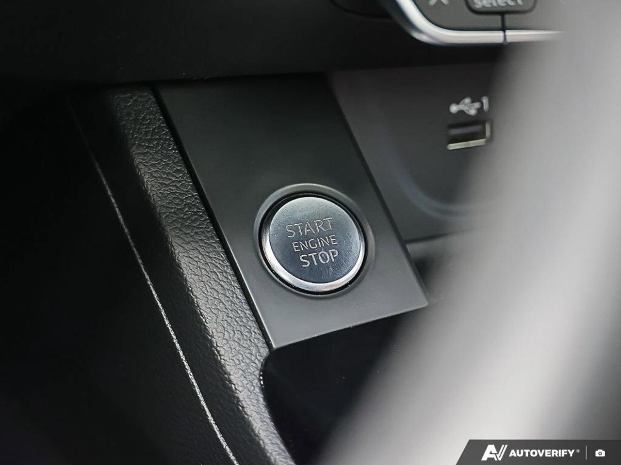 2022 Audi A5 Sportback TechnikACCIDENT-FREE, TWO SETS OF TIRES, AWD, SUNR Photo