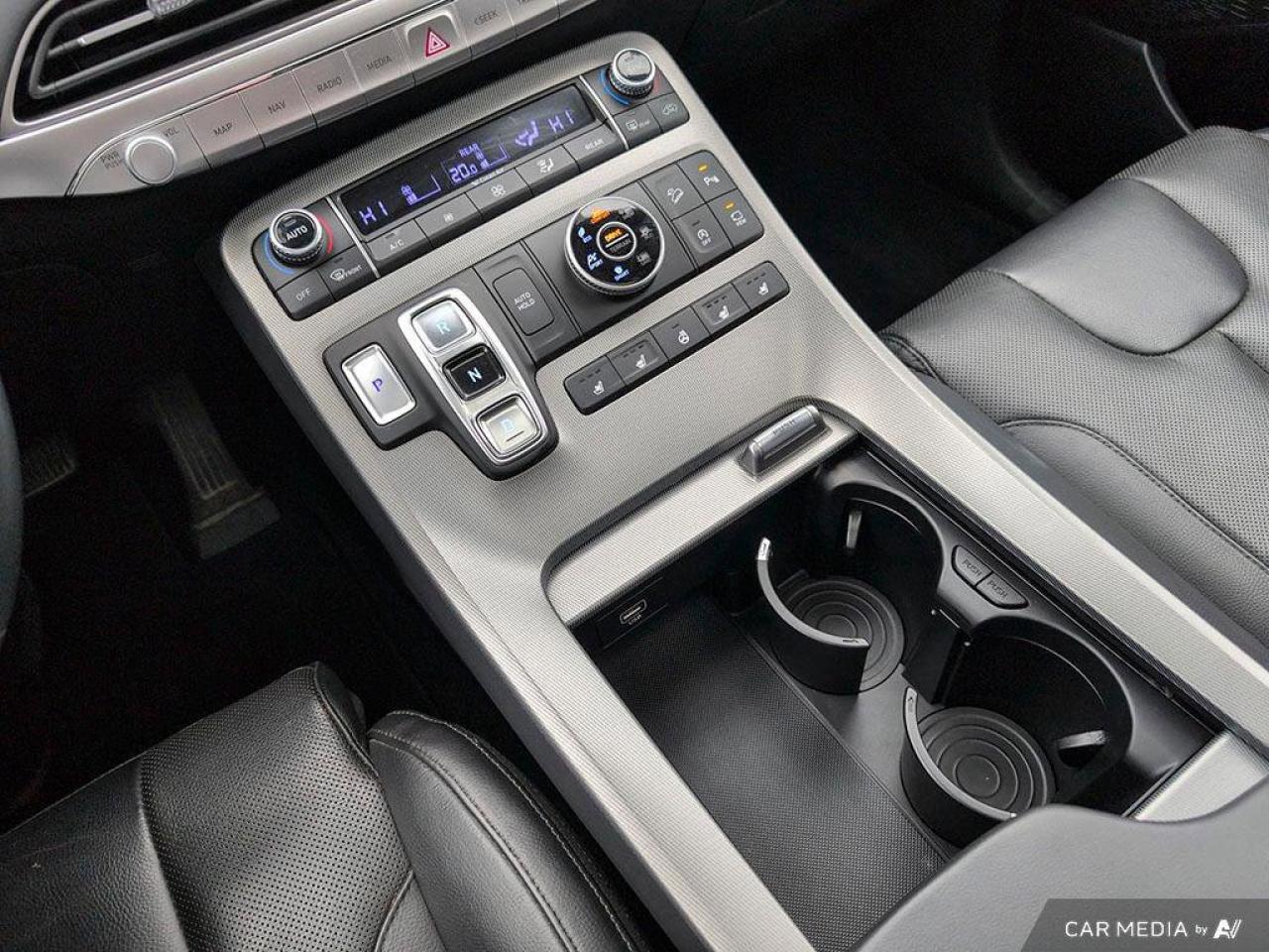 2020 Hyundai PALISADE LuxuryOne Owner   Remote Start   Sunroof   Heated Photo