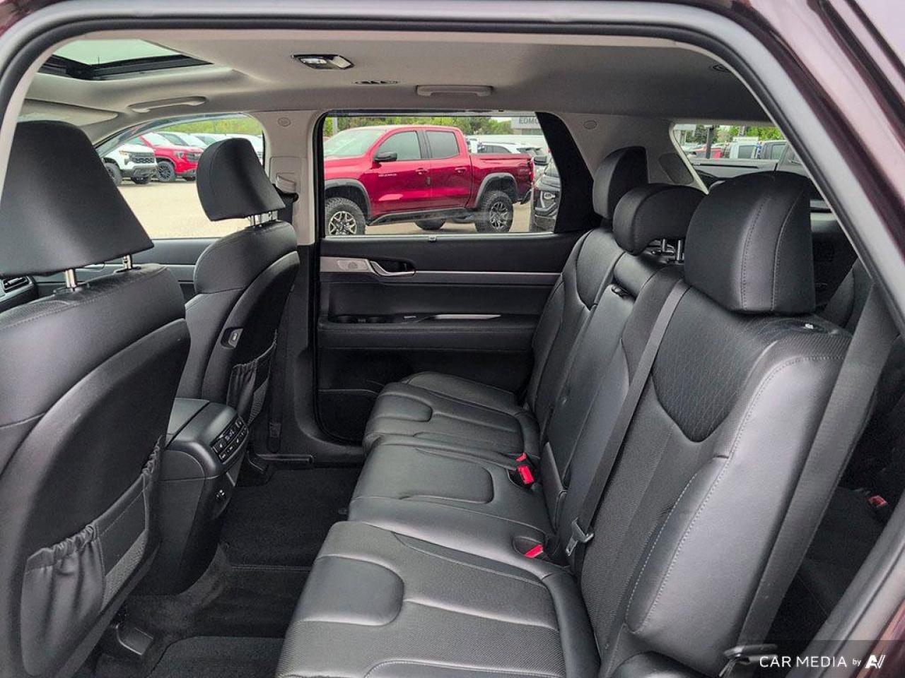 2020 Hyundai PALISADE LuxuryOne Owner   Remote Start   Sunroof   Heated Photo