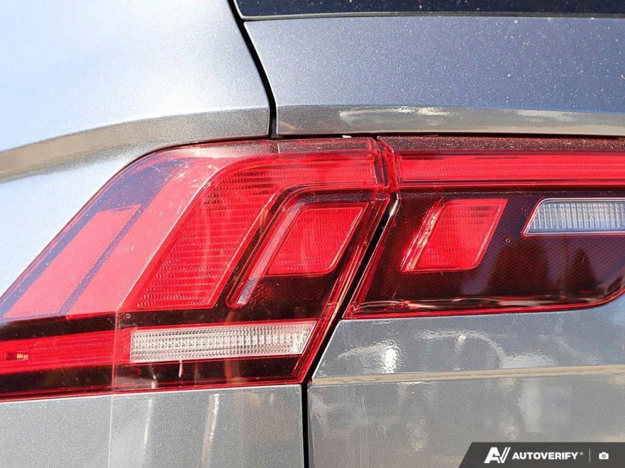 2023 Volkswagen Tiguan ComfortlineONE-OWNER, ACCIDENT-FREE, WIRELESS CARP Photo