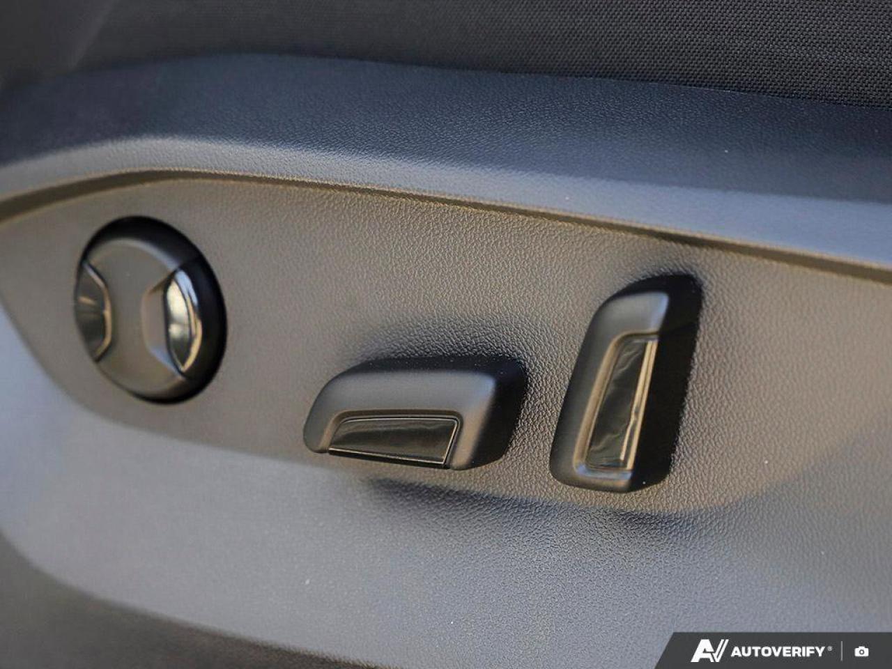 2023 Volkswagen Tiguan ComfortlineONE-OWNER, ACCIDENT-FREE, WIRELESS CARP Photo