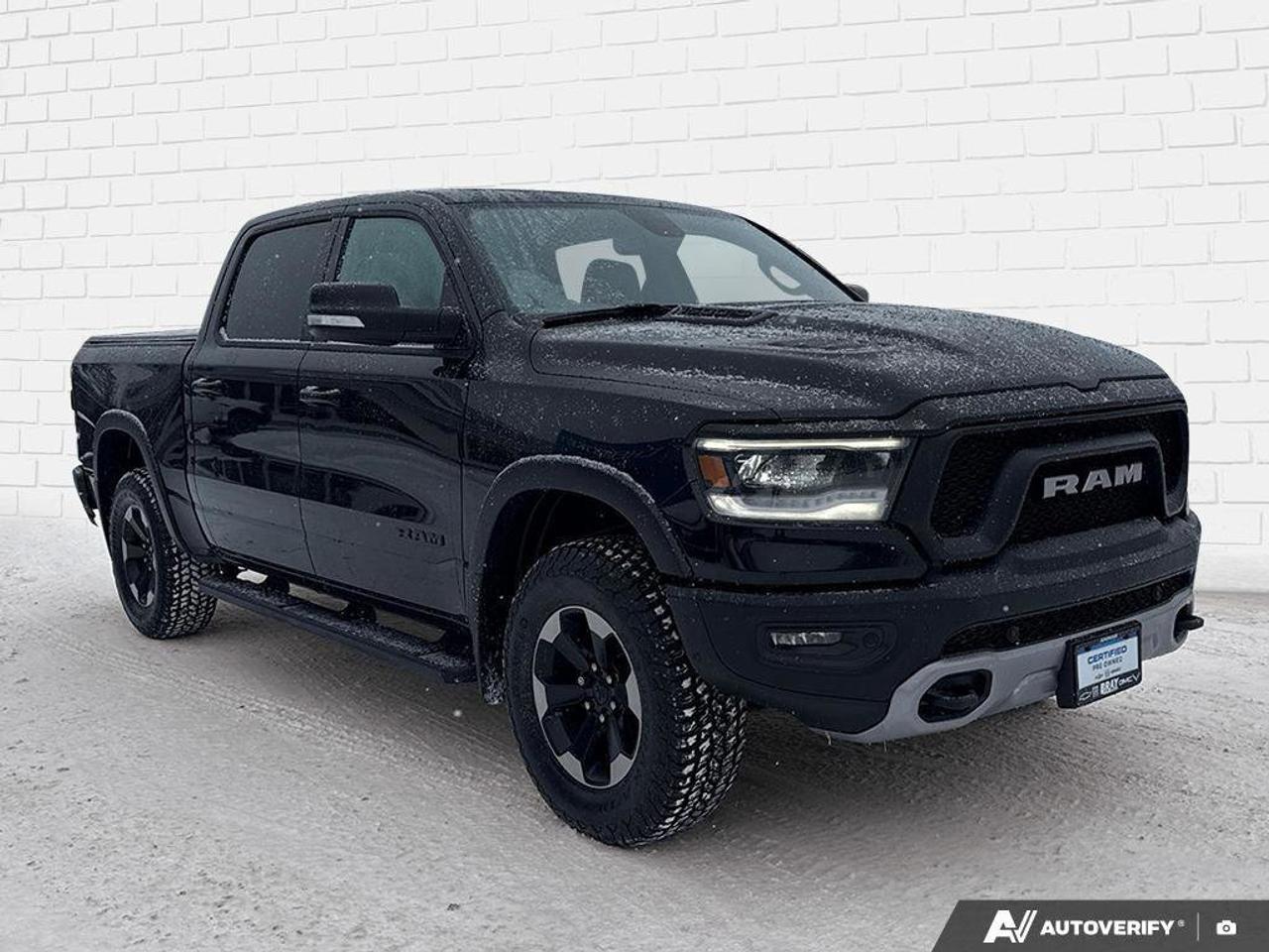 2019 RAM 1500 Rebel   SPRAY IN BEDLINER, TONNEAU COVER, RUNNING Photo