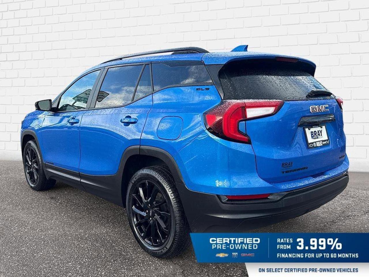 2024 GMC Terrain SLE   PANORAMIC MOONROOF   HEATED FRONT SEATS Photo