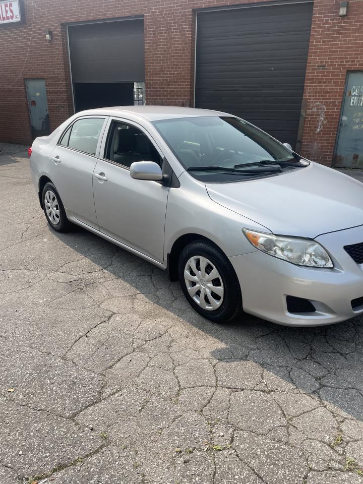 2010 Toyota Corolla 4dr Sdn Auto CE low km power locks,mirrors ac Photo