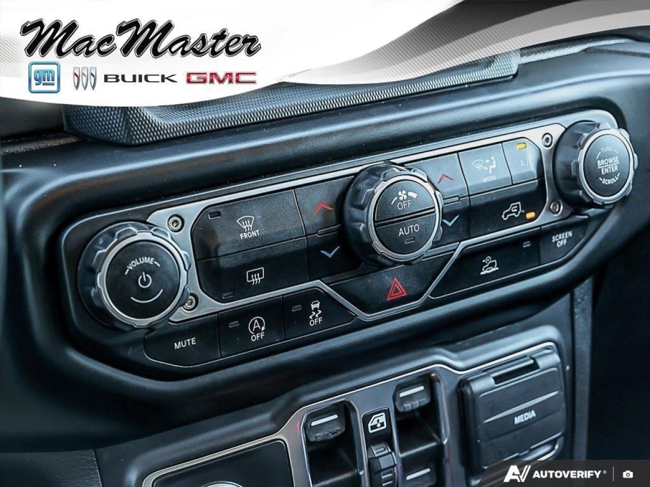 2022 Jeep Gladiator Sport SSPORT S, V6, 4X4, NAV, ALPINE, GOOD KMS! Photo