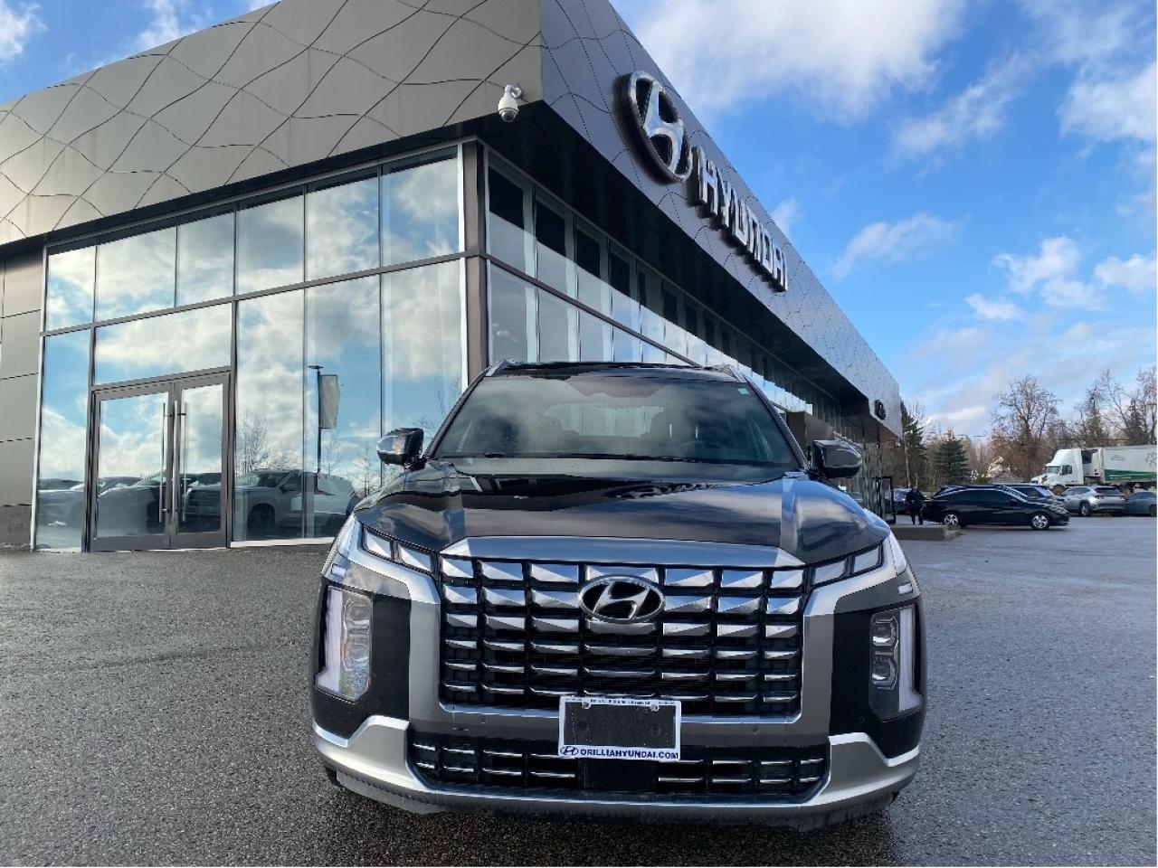 2023 Hyundai PALISADE Ultimate Calligraphy 7-Passenger AWD Photo