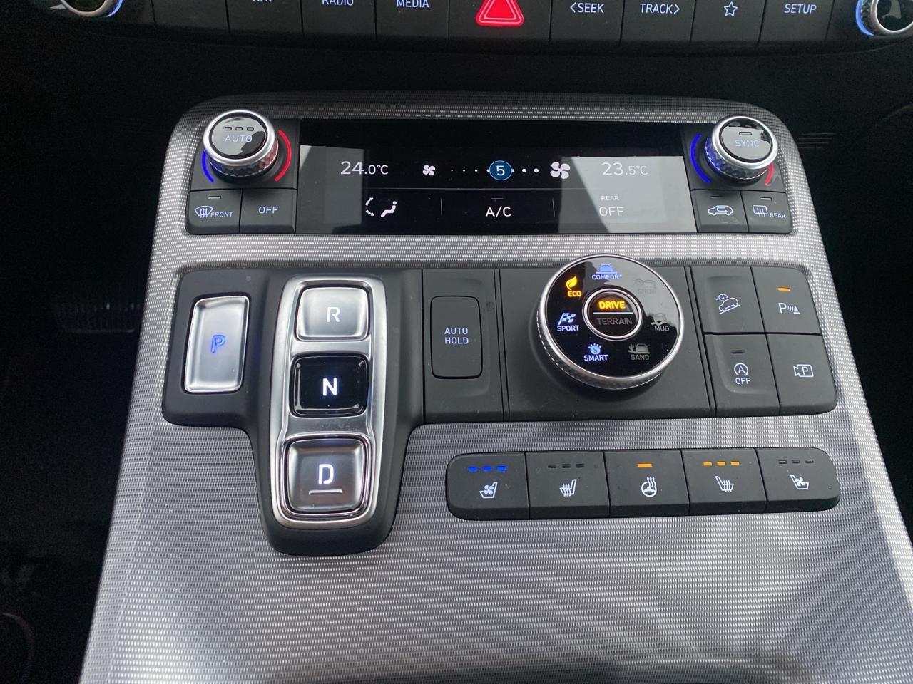 2023 Hyundai PALISADE Ultimate Calligraphy 7-Passenger AWD Photo