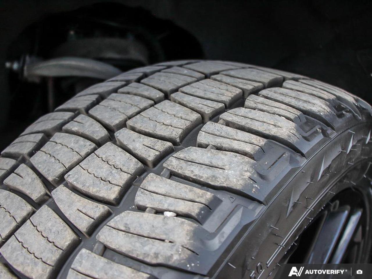 2020 Chevrolet Silverado 1500 RSTRST, CREW, 4X4, 2.7T, HEATED CLOTH, RALLY EDITI Photo