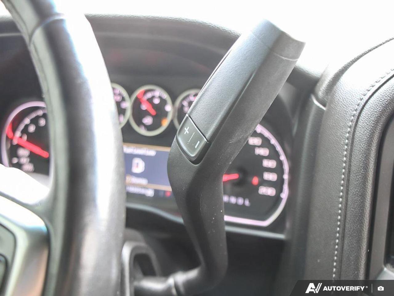 2020 Chevrolet Silverado 1500 RSTRST, CREW, 4X4, 2.7T, HEATED CLOTH, RALLY EDITI Photo