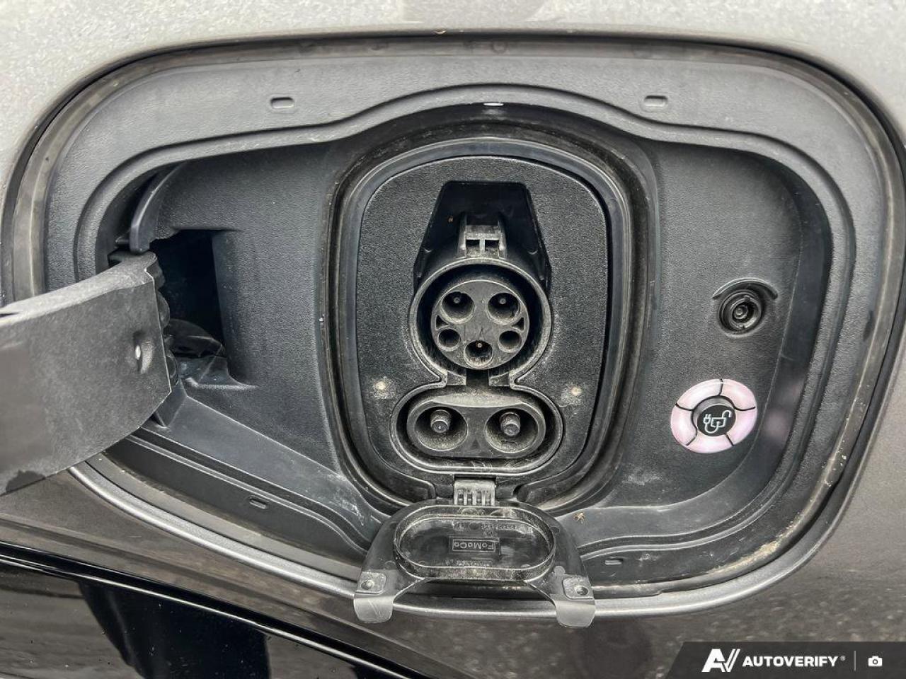 2021 Ford Mustang Mach-E Premium   ONE OWNER   EXT BATTERY   AWD ONE OWNER Photo