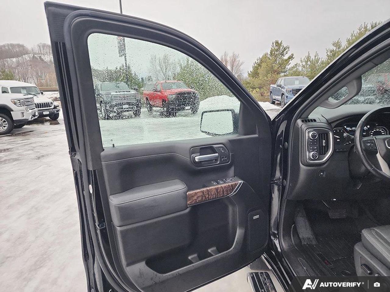 2021 GMC Sierra 1500 DenaliOne Owner   Trailer Brake Controller   Sunro Photo