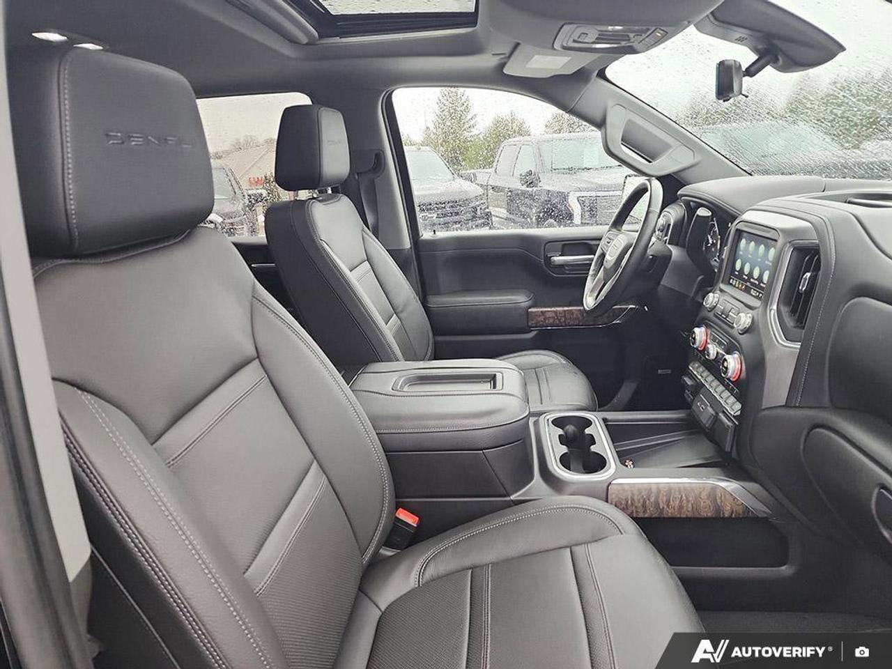 2021 GMC Sierra 1500 DenaliOne Owner   Trailer Brake Controller   Sunro Photo