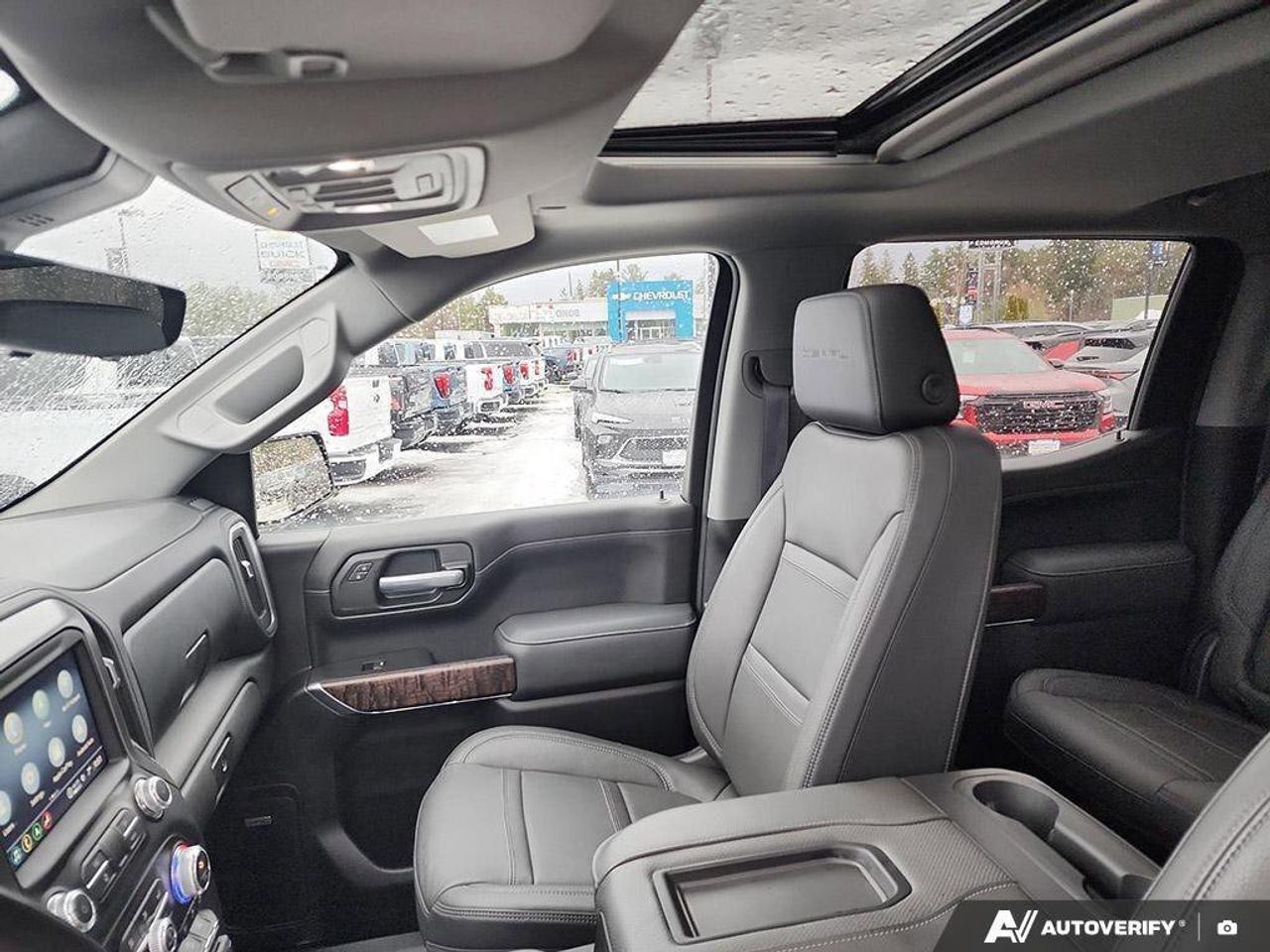 2021 GMC Sierra 1500 DenaliOne Owner   Trailer Brake Controller   Sunro Photo