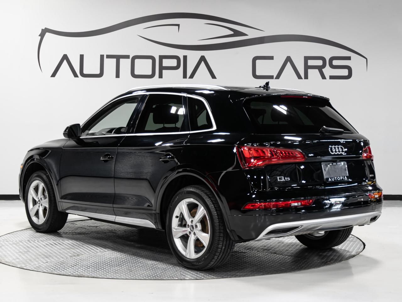 2019 Audi Q5 PROGRESSIV 45 TFSI QUATTRO NAVIGATION REAR VIEW Photo