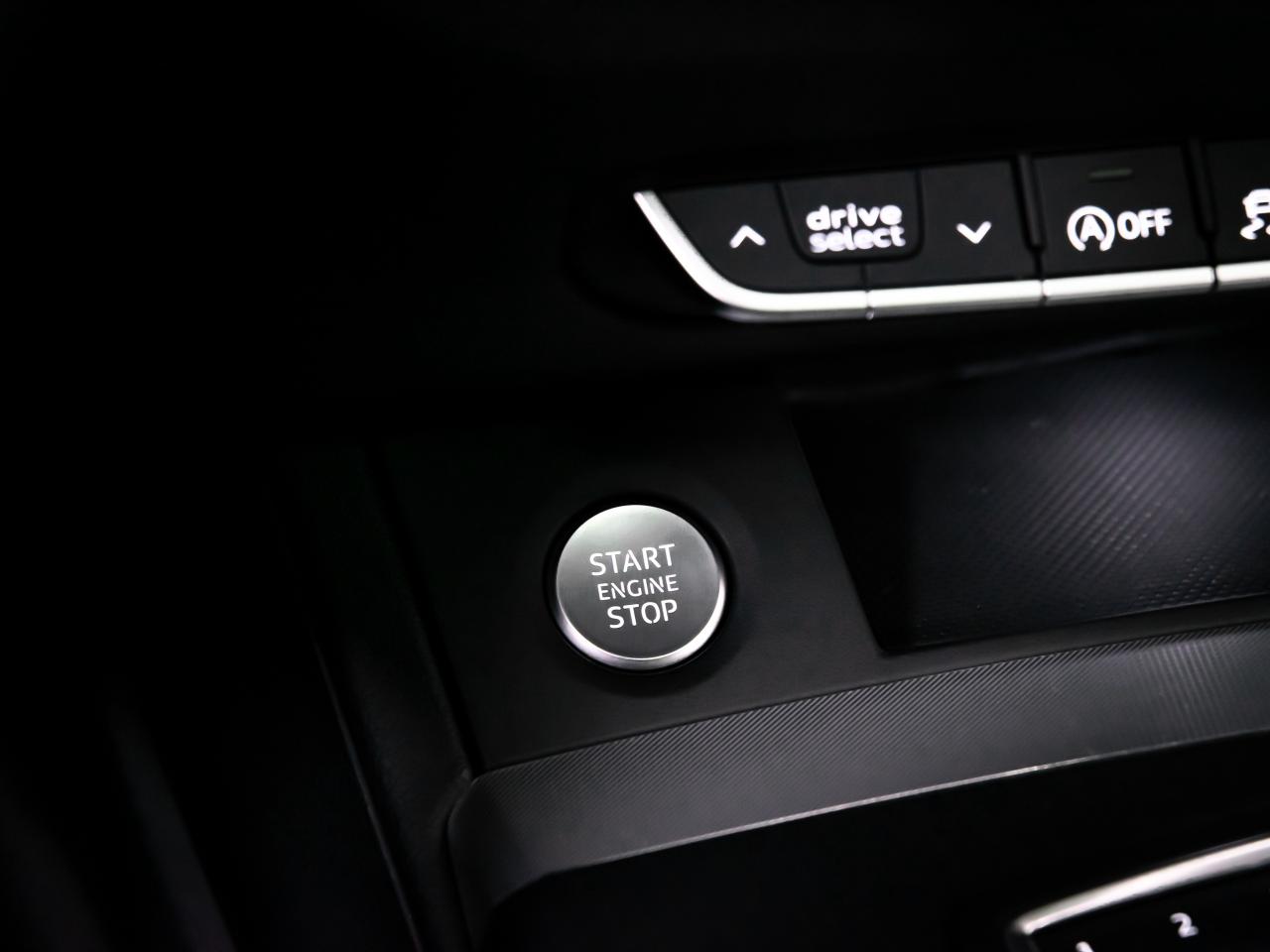 2019 Audi Q5 PROGRESSIV 45 TFSI QUATTRO NAVIGATION REAR VIEW Photo