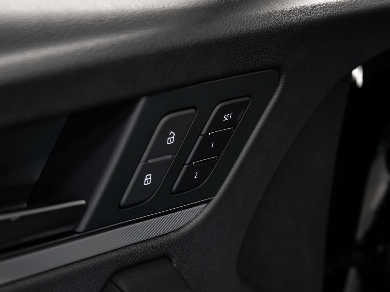 2019 Audi Q5 PROGRESSIV 45 TFSI QUATTRO NAVIGATION REAR VIEW Photo