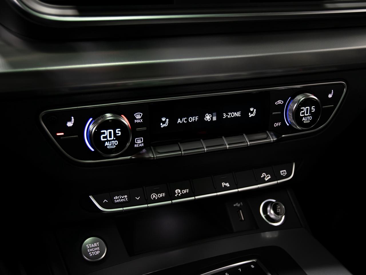 2019 Audi Q5 PROGRESSIV 45 TFSI QUATTRO NAVIGATION REAR VIEW Photo