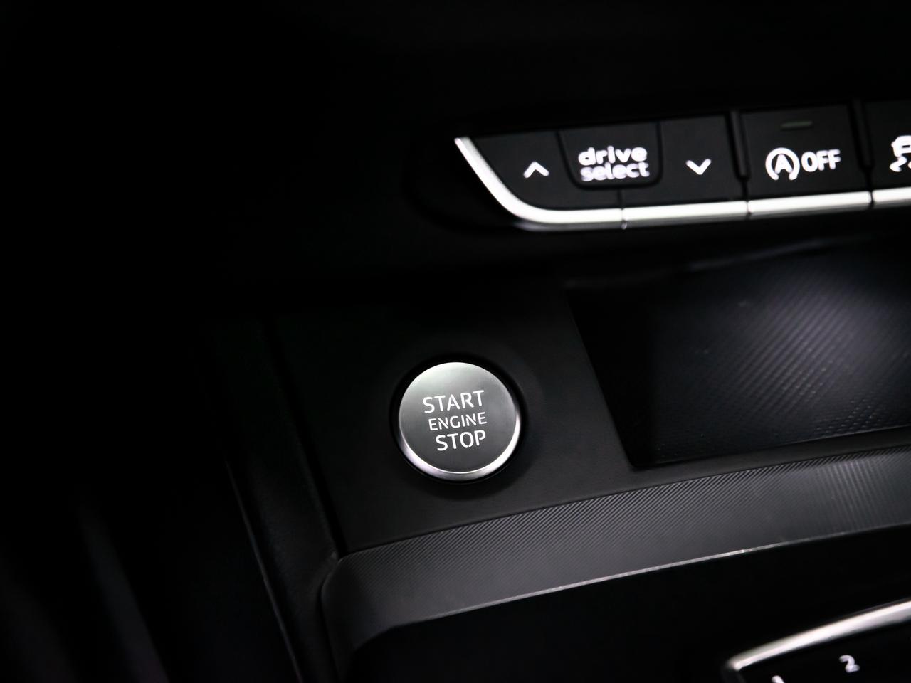 2019 Audi Q5 PROGRESSIV 45 TFSI QUATTRO NAVIGATION REAR VIEW Photo