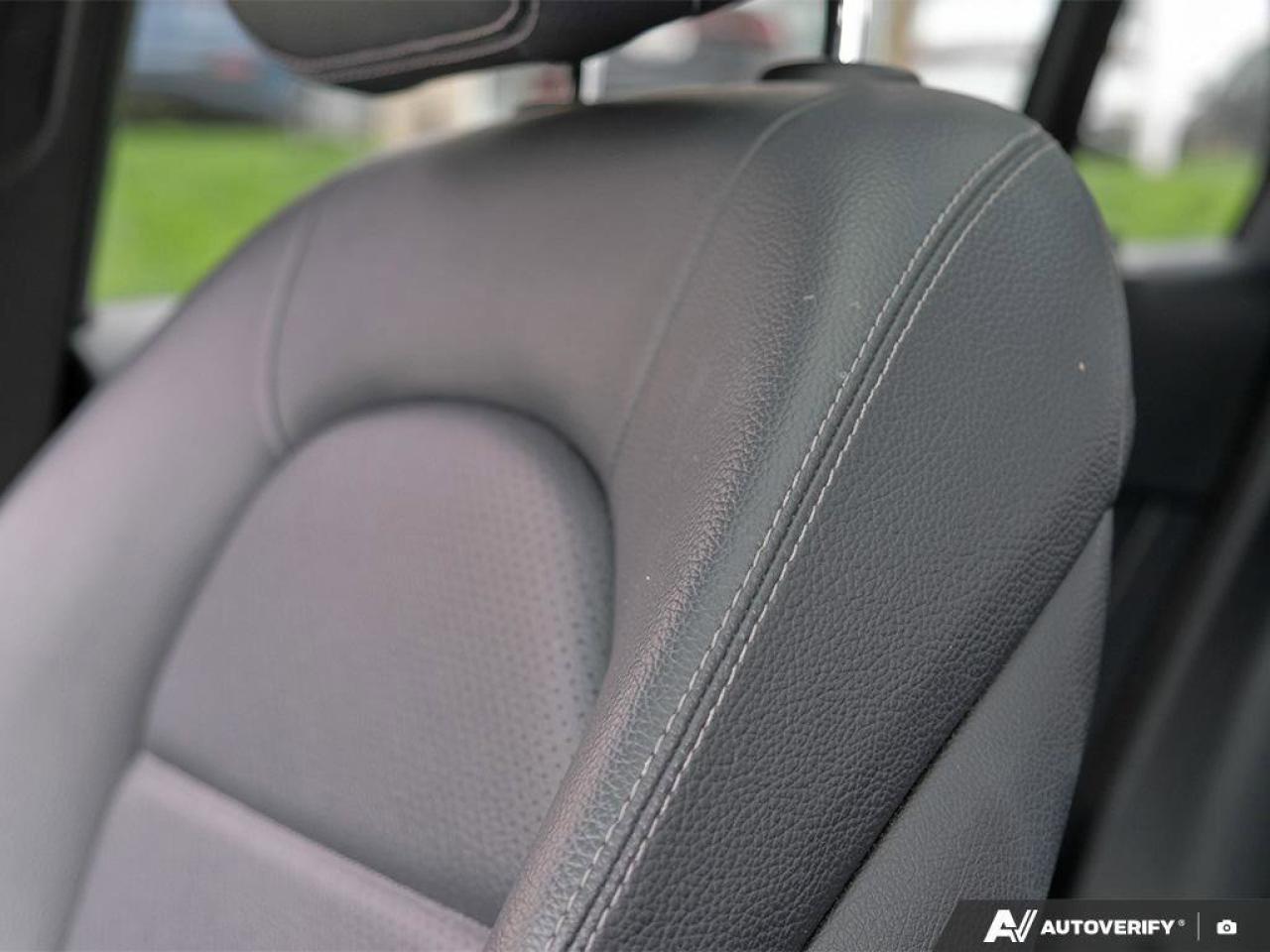 2017 Mercedes-Benz GLC GLC 300CERTIFIED AS-TRADED, ONE-OWNER, NAVIGATION, Photo